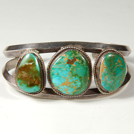 Southwest Navajo Indian Jewelry - 25764